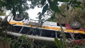 23 muertos y varios heridos tras accidente de autobús escolar en Brasil