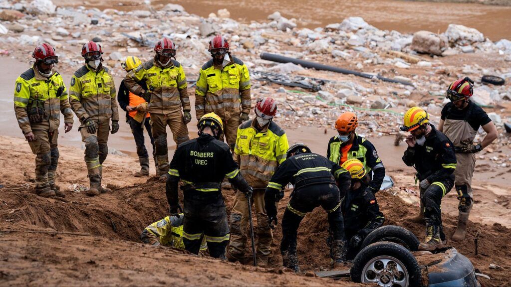 Suben a 217 los muertos en España