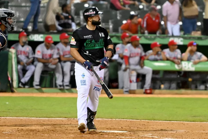 Las Estrellas se colocan a medio juego del primer lugar tras derrotar a los Leones