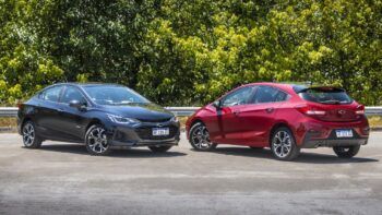 Por qué es más caro un carro hatchback que un sedán