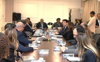 Empresarios piden poner tope a seis años a cesantía