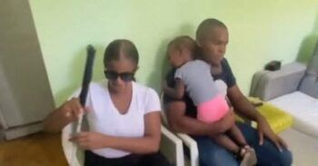 Pareja no vidente pide al Gobierno pago de deuda