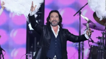El Buki viene a Santo Domingo en marzo