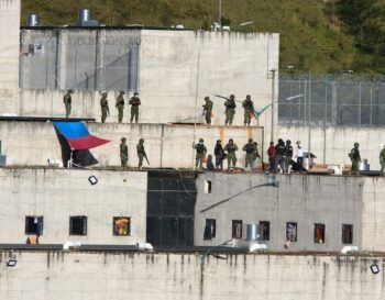 Motín deja siete heridos en una cárcel de Ecuador