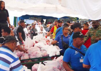 Más de 100 mil personas compraron en la Feria Navidad del Cambio en la Ciudad Ganadera