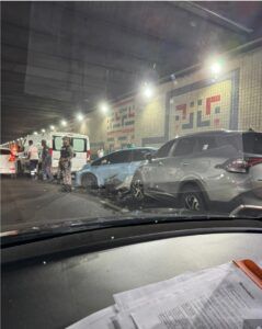 Reportan accidente en cadena en el túnel de la 27 de Febrero