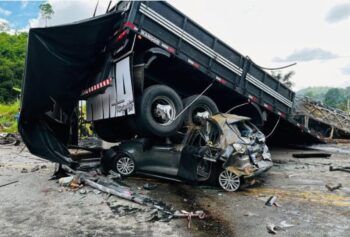 Al menos 22 muertos tras accidente en Brasil