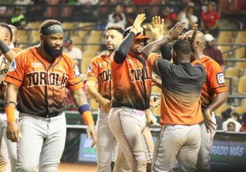Toros ganan cuarto seguido tras derrotar a los Leones