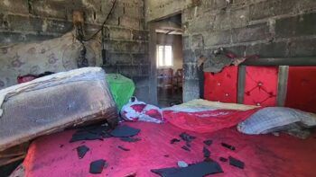 Familia pide ayuda tras incendiarse su vivienda