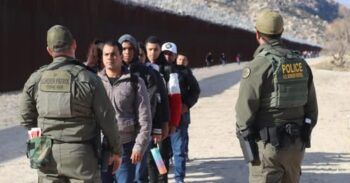 Administración Trump arresta casi 1.000 inmigrantes indocumentados en un solo día