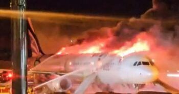 Se incendia avión con 169 pasajeros a bordo