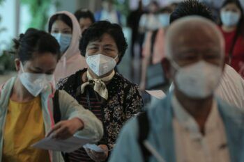 China advierte una nueva epidemia y declara estado de emergencia en todo el país