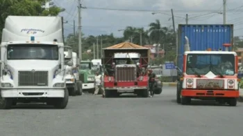 Prohíben «a partir de hoy» circulación de vehículos pesados en el Malecón SD