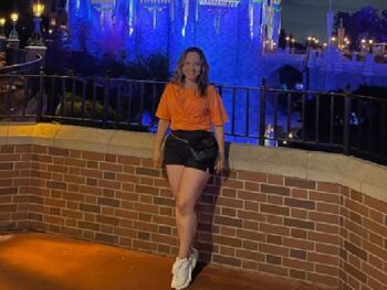 Mujer se compró apartamento sacando piojos