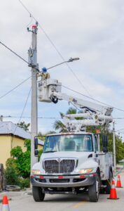 Edesur capta nuevos clientes, instala 32 transformadores y más de 6,000 metros de cables