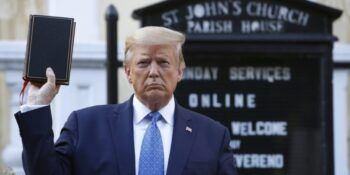 Trump volverá a usar su biblia en la jura del cargo este lunes