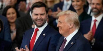 Trump y Vance toman posesión como nuevo presidente y vicepresidente de Estados Unidos