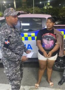 Mujer apuñala a su pareja en Monte Plata