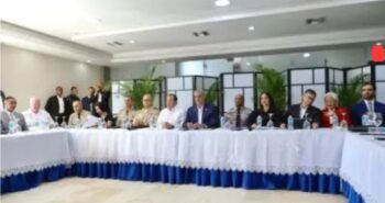 Presidente Abinader encabeza reunión de seguimiento al Plan de Seguridad Ciudadana*
