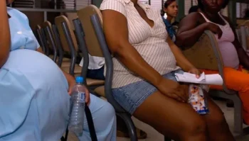 Parturientas haitianas siguen acudiendo a hospitales dominicanos