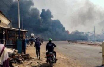 Al menos 70 muertos tras explosión de pipa de combustible en Nigeria