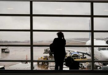 Trump prohíbe vuelos nacionales para inmigrantes indocumentados