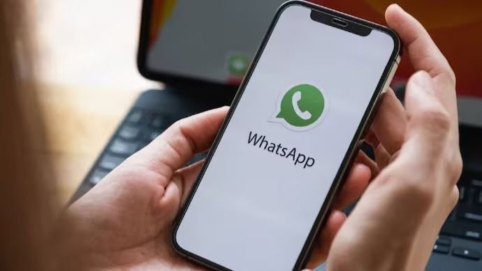 WhatsApp integra un tercer cotejo para saber cuándo capturan conversaciones