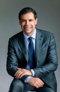 Roberto Ángel Salcedo es el nuevo ministro de Cultura