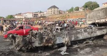 Al menos 10 muertos tras explosión de Camión cisterna con gas natural en Nigeria