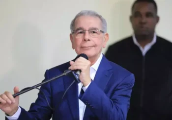 Danilo Medina dice “Ciudadanía debe seguir a líderes por lo que hacen, no por lo que dicen”.