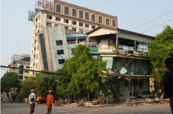 Suben a 1.644 los muertos tras el terremoto en Birmania