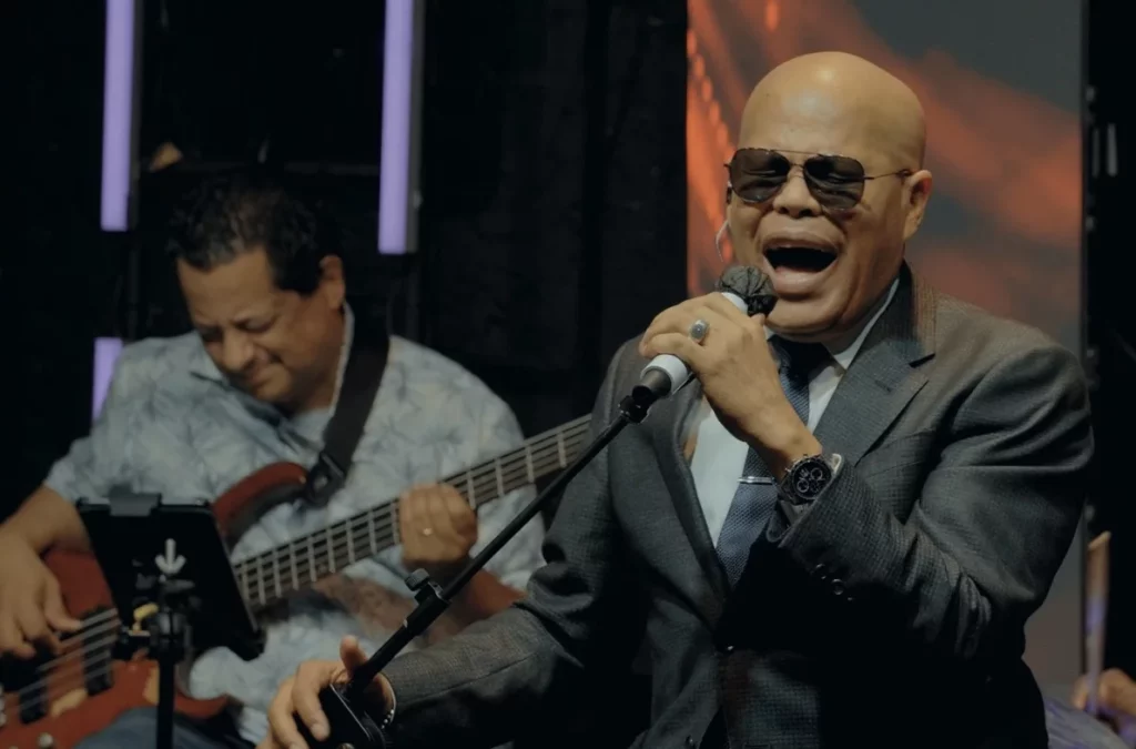 Rubby Pérez «se puso a cantar» debajo de los escombros para alertar que está vivo