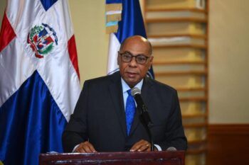 Milton Ray Guevara liderará revisión de normativa migratoria en República Dominicana