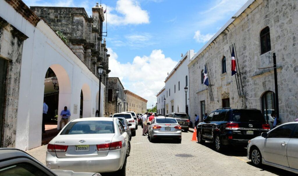 Desde mañana, el Intrant prohíbe el estacionamiento en la calle Las Damas