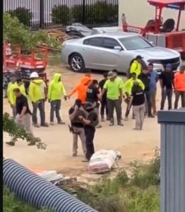 Arrestan a más de 100 migrantes en Florida