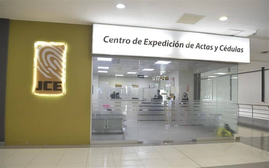 JCE inaugura nuevo Centro de Expedición en Megacentro