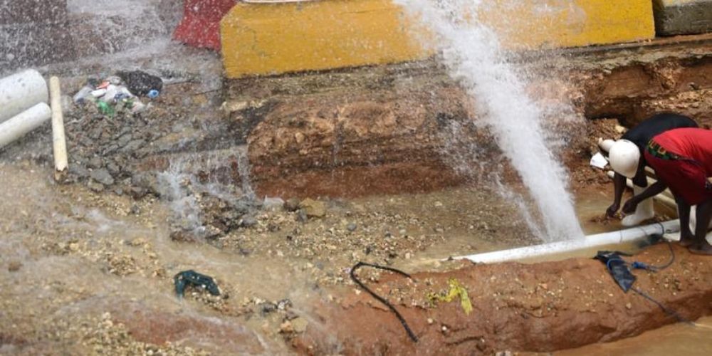 Trabajan en solución de averías en la Zona Colonial y SDN