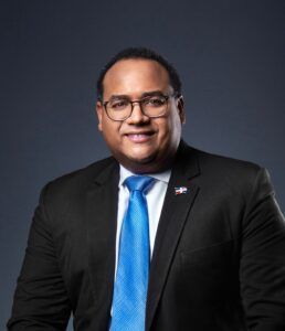 Superintendente de Electricidad es electo presidente de la Asociación Iberoamericana de Entidades Reguladoras de la Energía (ARIAE)