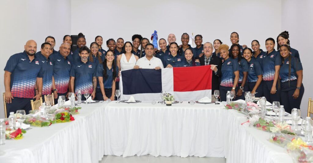 Reinas del Caribe y Cristobal Marte valoran apoyo del ministro Kelvin Cruz a los atletas