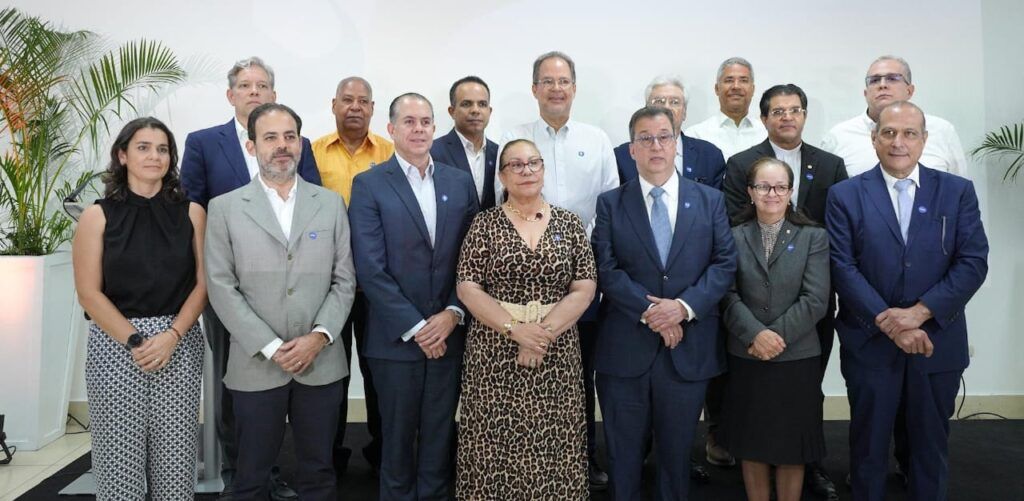 Ricardo Fondeur gana elecciones del Consejo para el Desarrollo Estratégico de Santiago