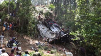 Al menos 21 muertos tras accidente de bus en Sri Lanka