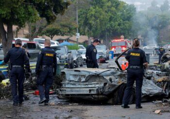 Al menos un muerto tras estrellarse avioneta en San Diego