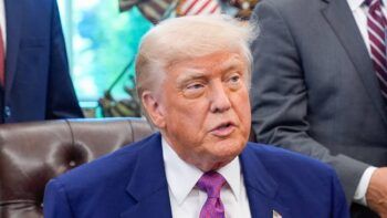 Trump anuncia rebaja de 59% en precios de medicamentos