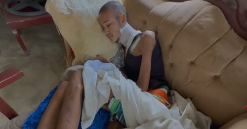 Mujer pide ayuda tras extraño padecimiento de su hijo