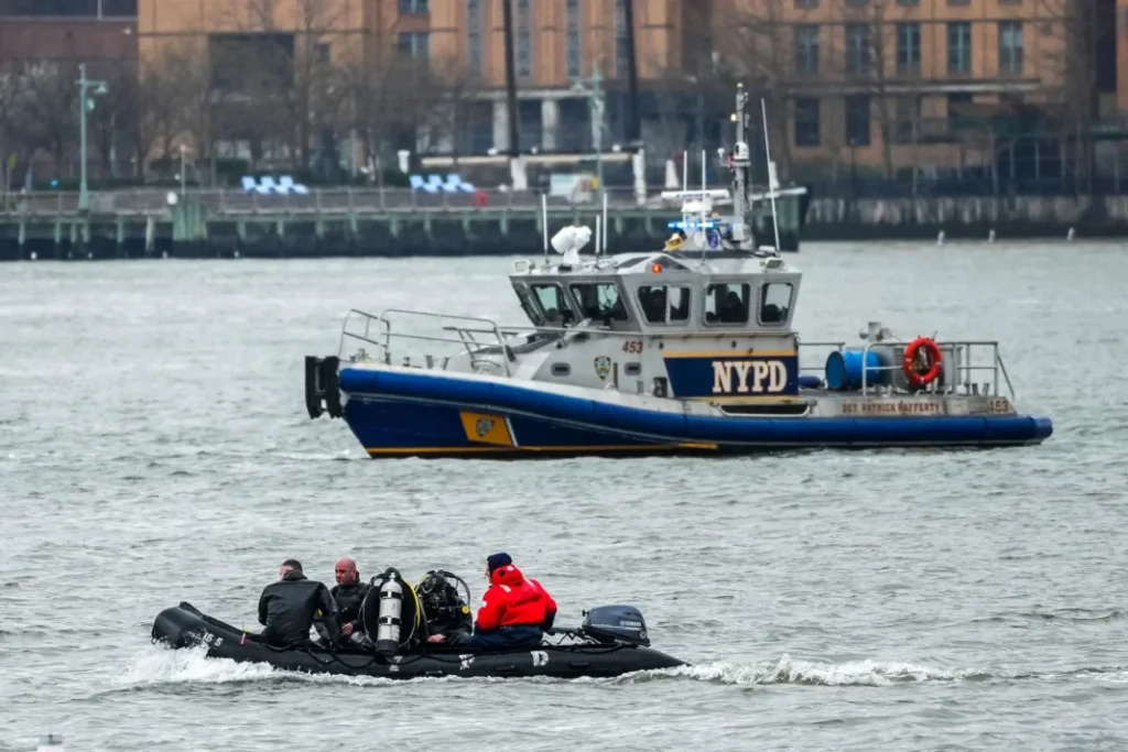 Hallan cadáver flotando en el río Hudson de Nueva York