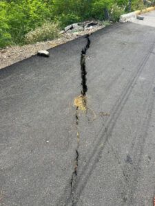 Se agrieta la carretera Navarrete-Puerto Plata