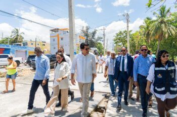 David Collado anuncia entrega del nuevo malecón de Haina esta semana