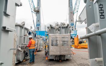 Edesur anuncia la llegada de seis transformadores de potencia que reforzarán la calidad