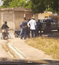 Hombre resulta herido tras enfrentar a la Policía con un machete