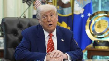 Trump dice que las protestas en Los Ángeles «fortalecen» su determinación de deportar